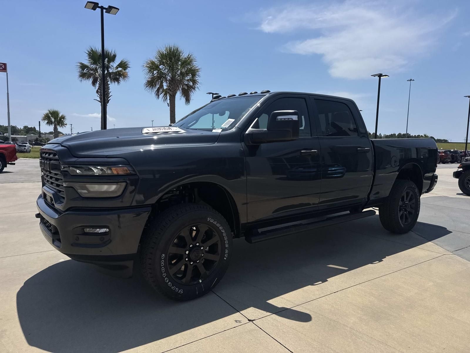 2026 RAM Ram 2500 RAM 2500 BLACK EXPRESS CREW CAB 4X4 6'4' BOX