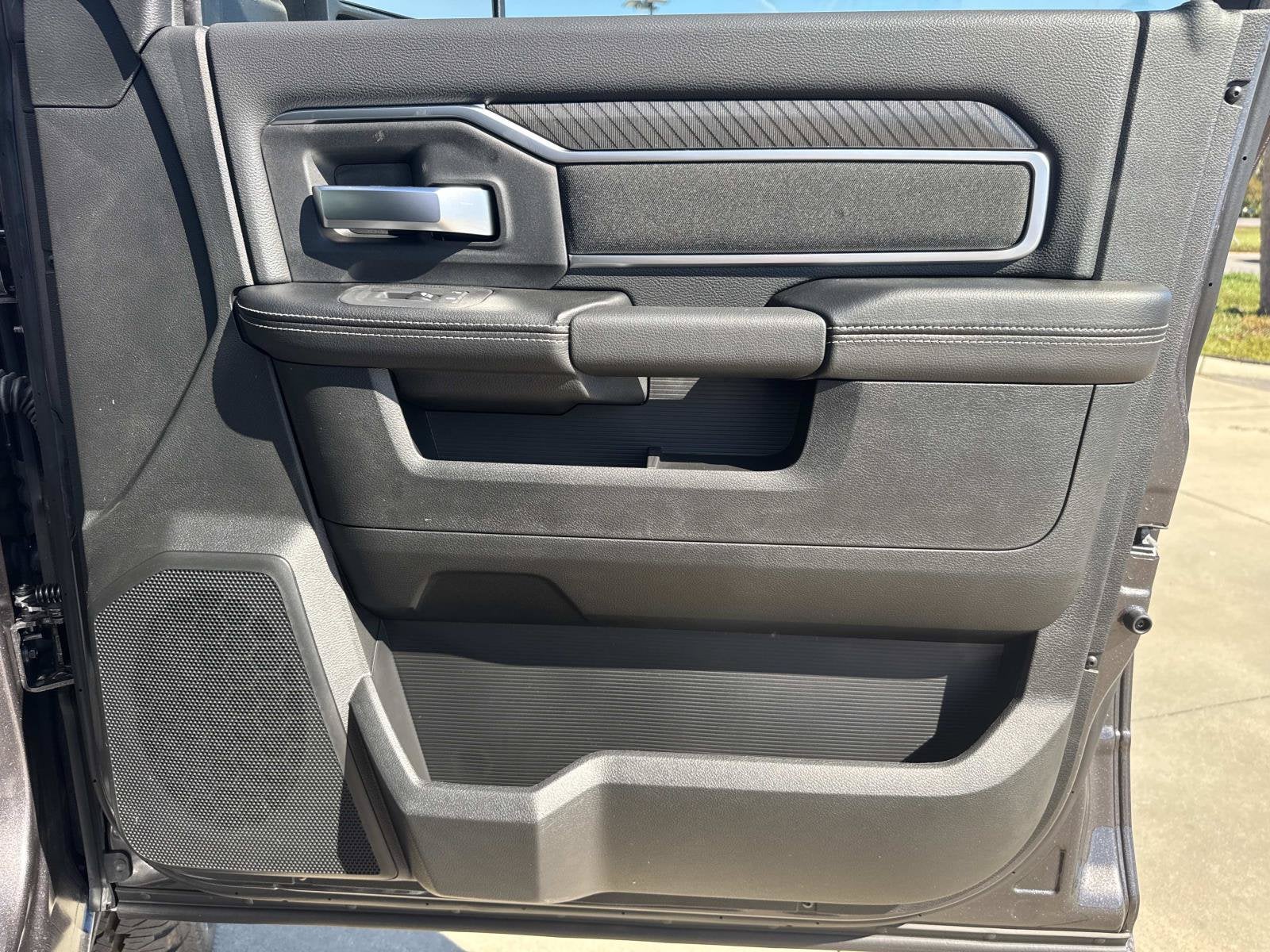 2027 RAM Ram 2500 RAM 2500 BIG HORN CREW CAB 4X4 6'4' BOX
