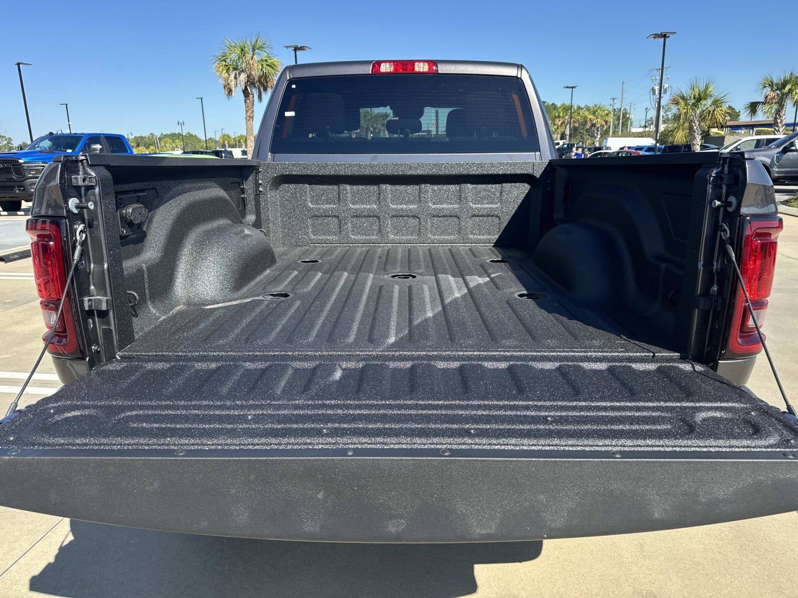 2027 RAM Ram 2500 RAM 2500 BIG HORN CREW CAB 4X4 6'4' BOX