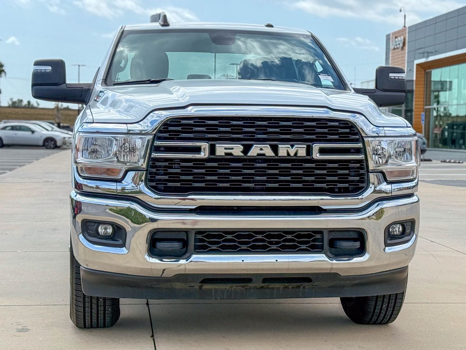 2024 RAM 2500 Big Horn Crew Cab 4x4 6'4' Box