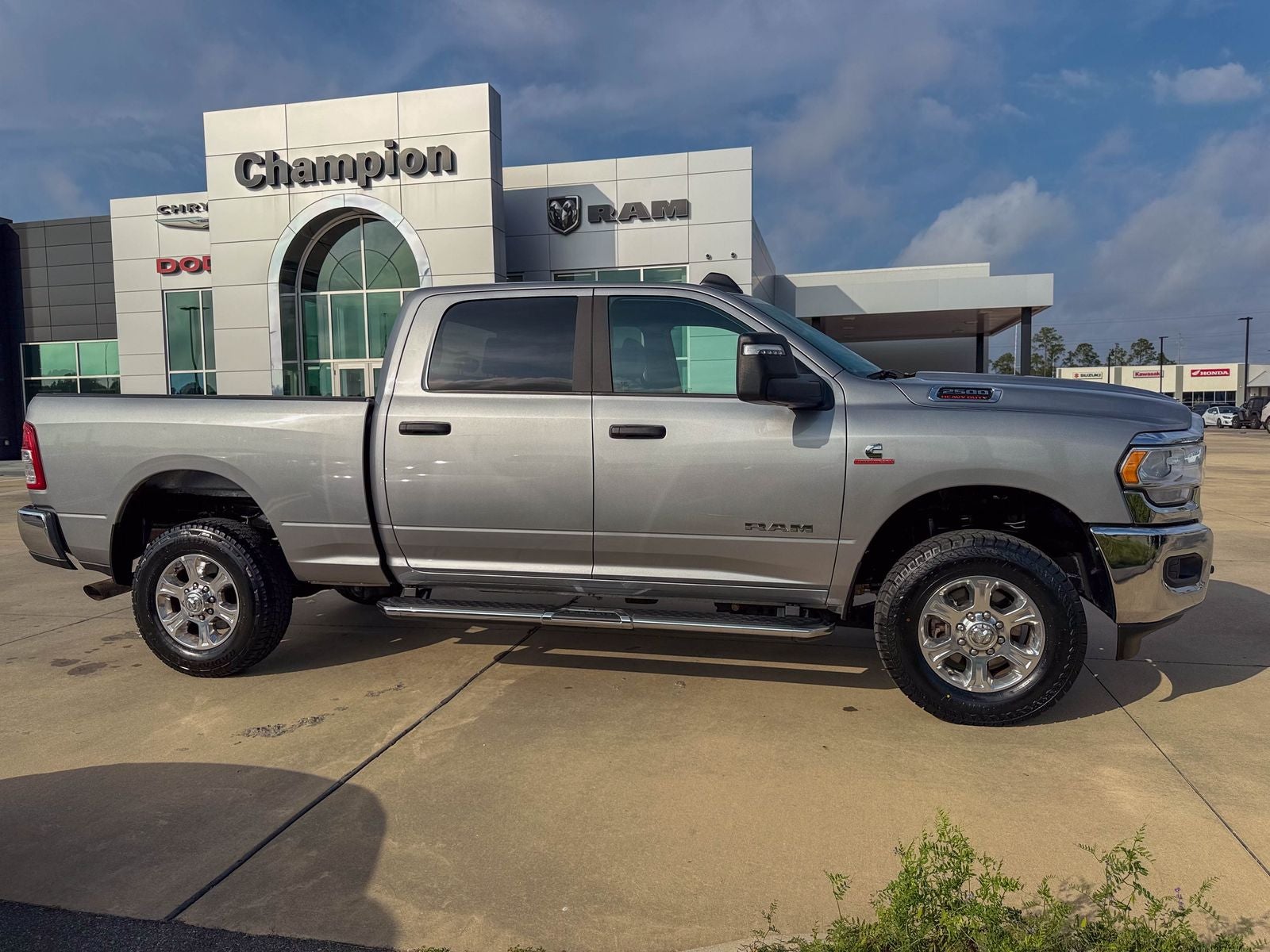 2024 RAM 2500 Big Horn Crew Cab 4x4 6'4' Box