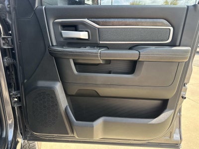 2022 RAM 2500 Big Horn Crew Cab 4x4 6'4' Box