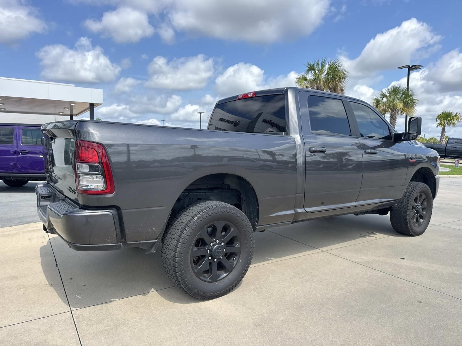 2022 RAM 2500 Big Horn Crew Cab 4x4 6'4' Box