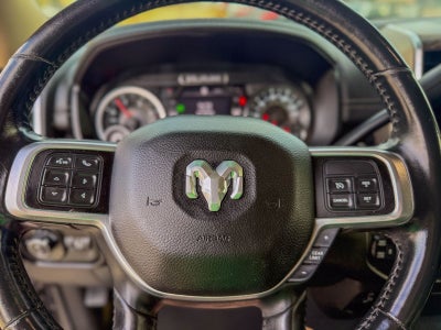 2020 RAM 2500 Laramie Crew Cab 4X4 6'4' Box