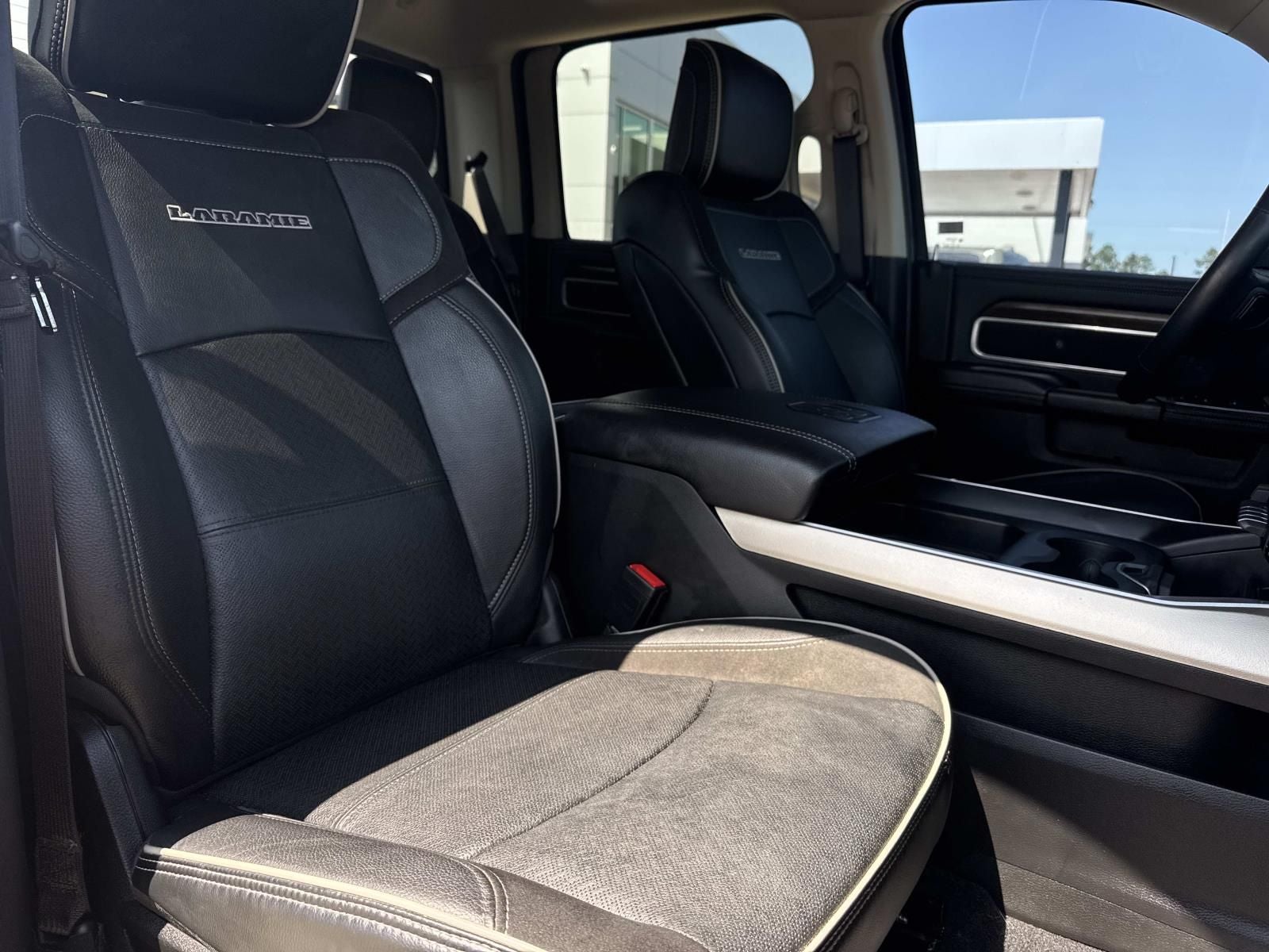 2023 RAM 2500 Laramie Crew Cab 4x4 6'4' Box