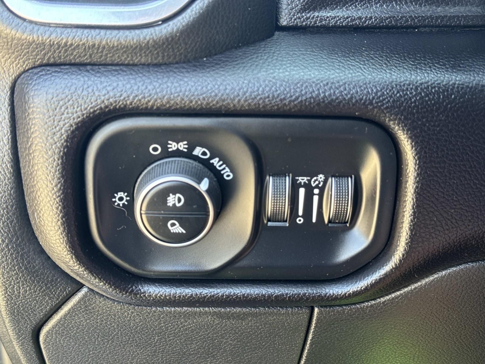 2023 RAM 2500 Laramie Crew Cab 4x4 6'4' Box