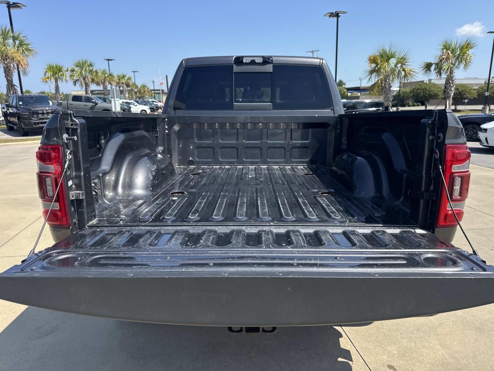 2023 RAM 2500 Laramie Crew Cab 4x4 6'4' Box