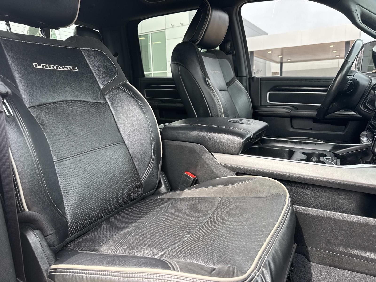 2022 RAM 2500 Laramie Crew Cab 4x4 6'4' Box