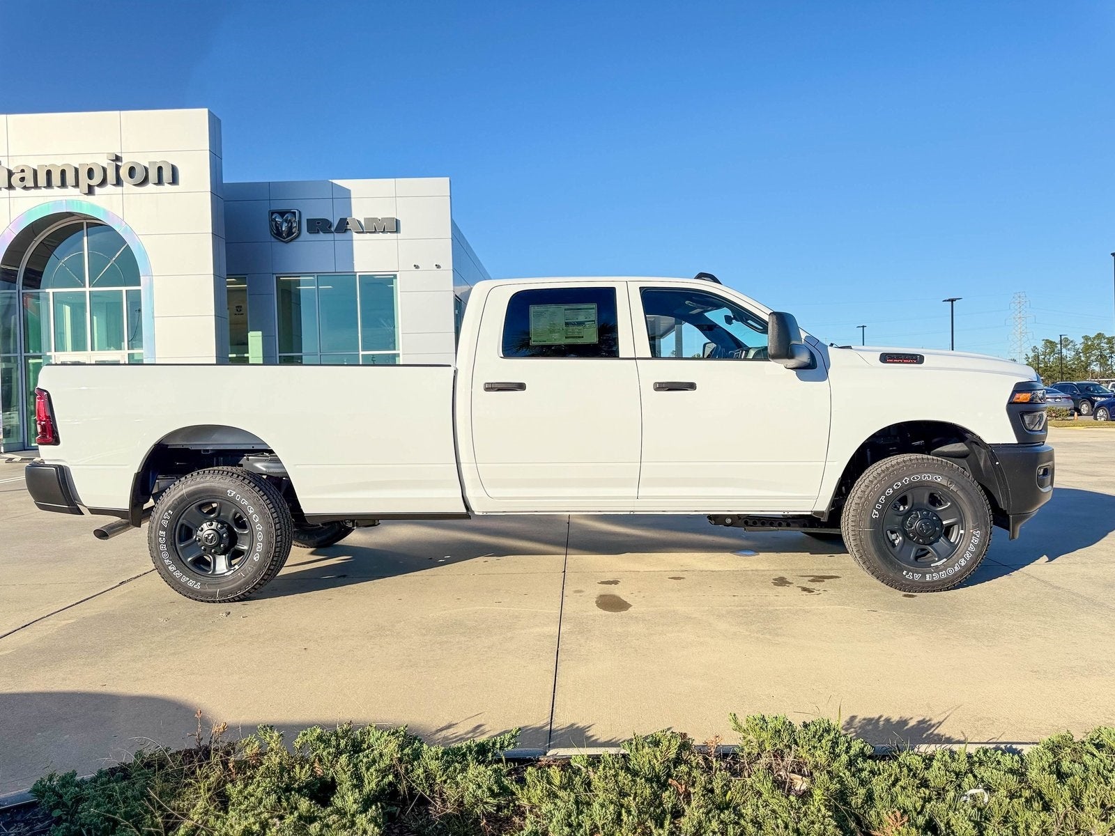 2026 RAM Ram 2500 RAM 2500 TRADESMAN CREW CAB 4X4 8' BOX