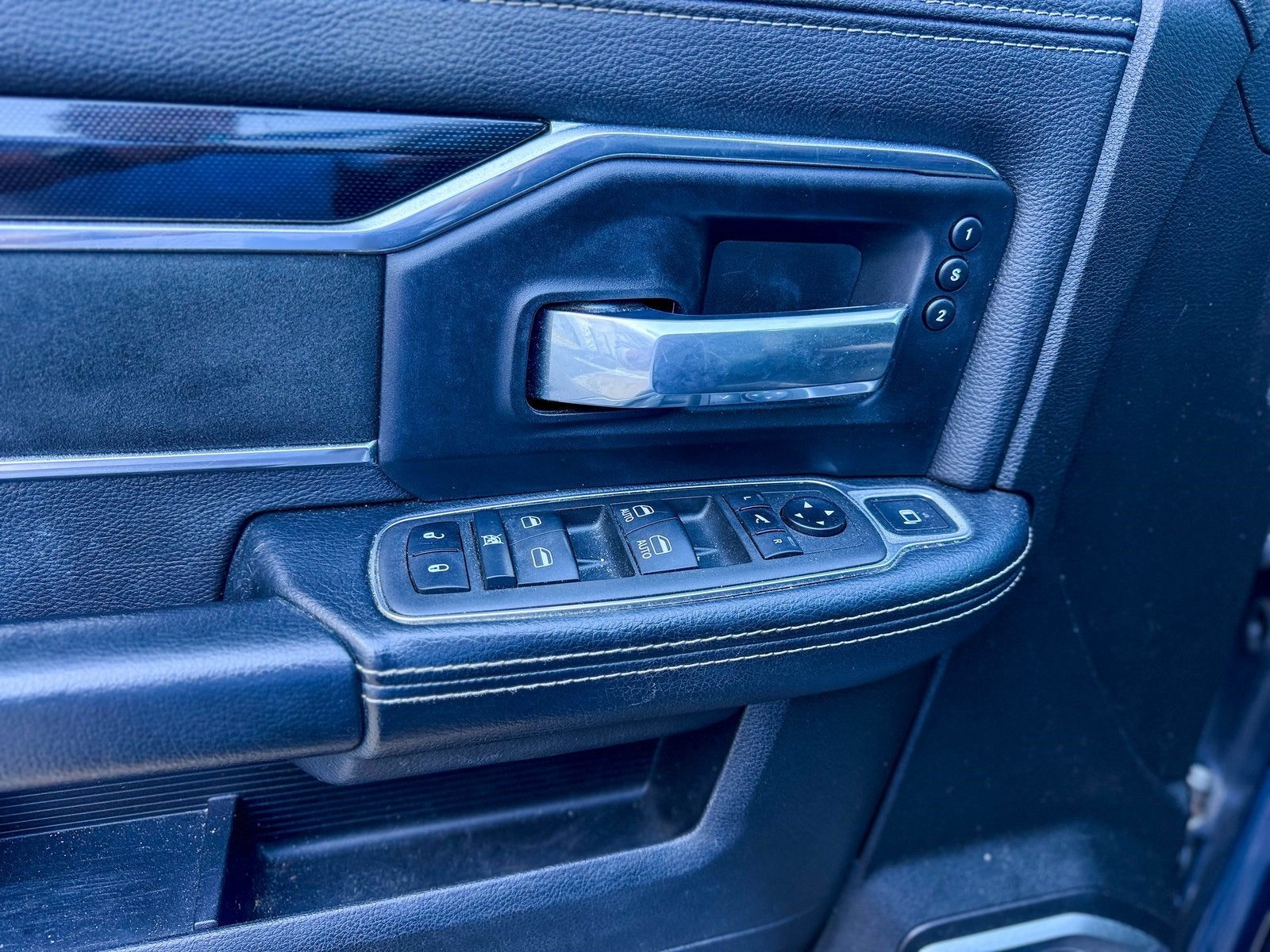 2021 RAM 2500 Laramie Mega Cab 4x4 6'4' Box