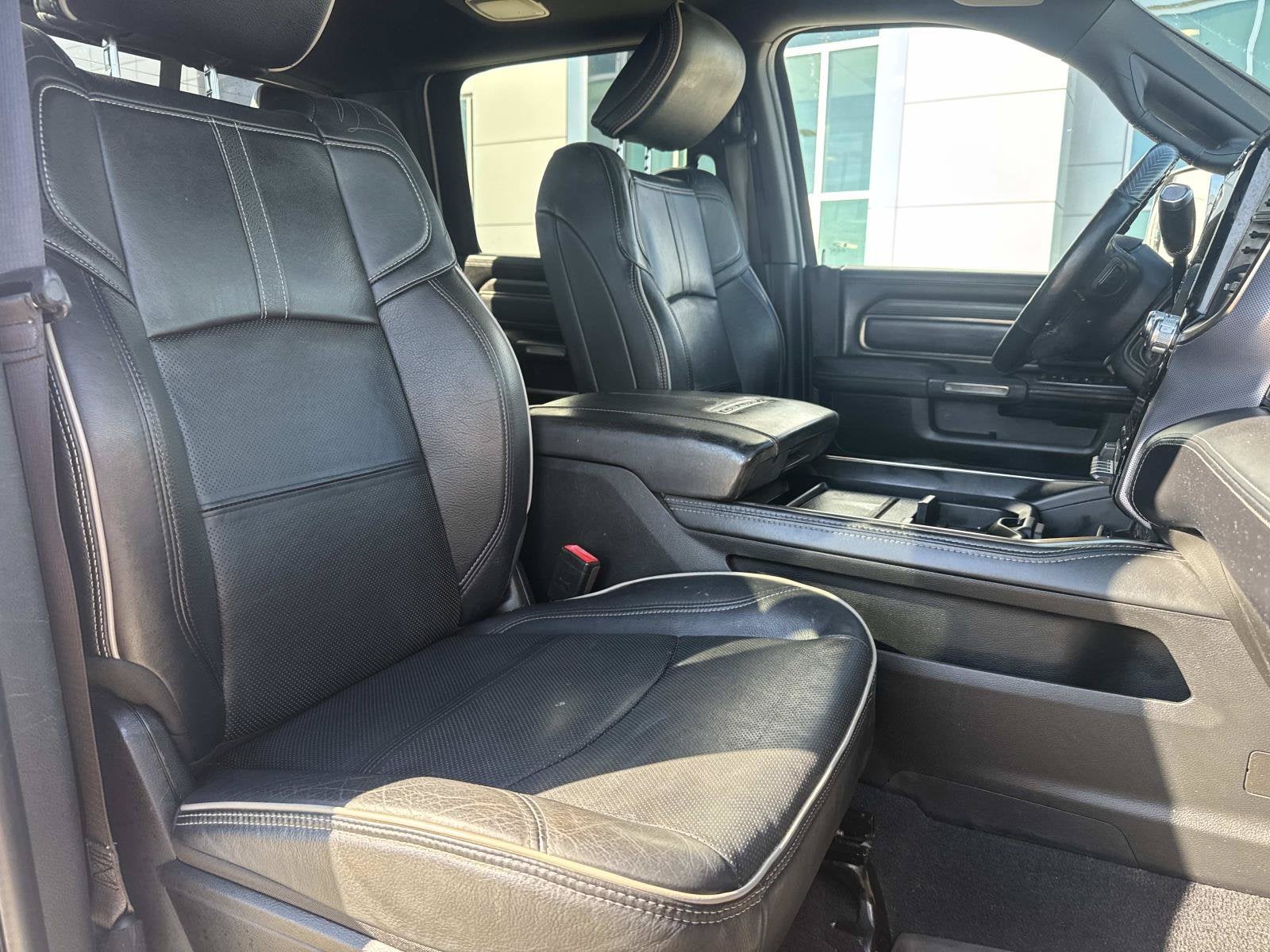 2019 RAM 2500 Limited Crew Cab 4x4 6'4' Box