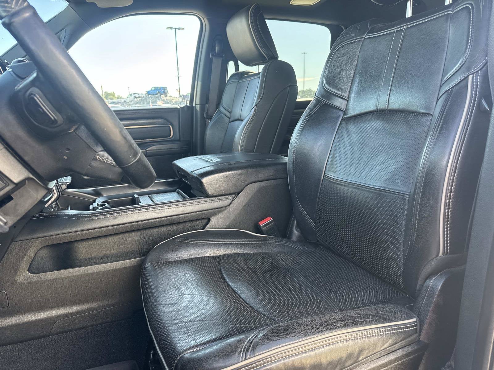 2019 RAM 2500 Limited Crew Cab 4x4 6'4' Box
