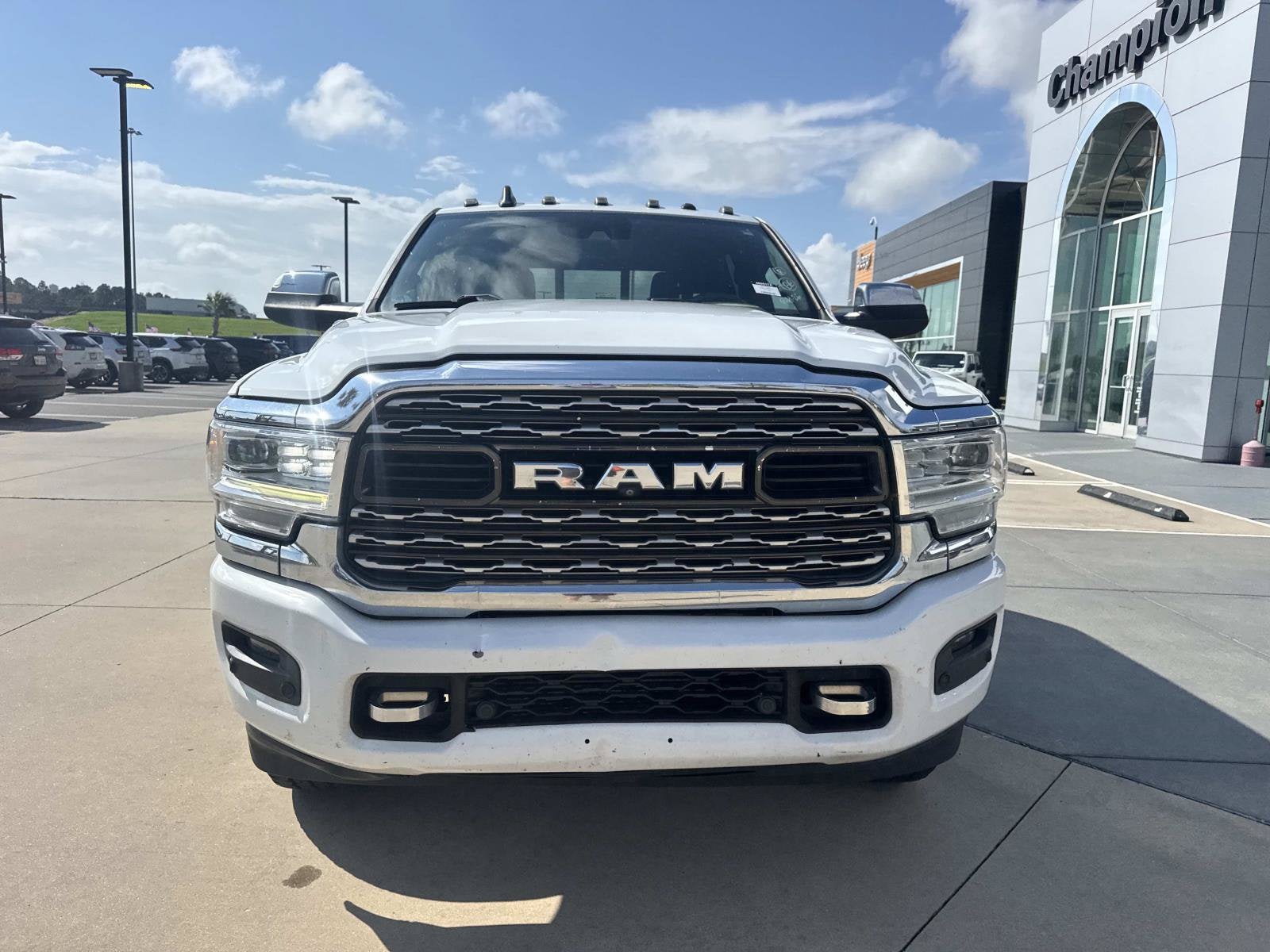2019 RAM 2500 Limited Crew Cab 4x4 6'4' Box