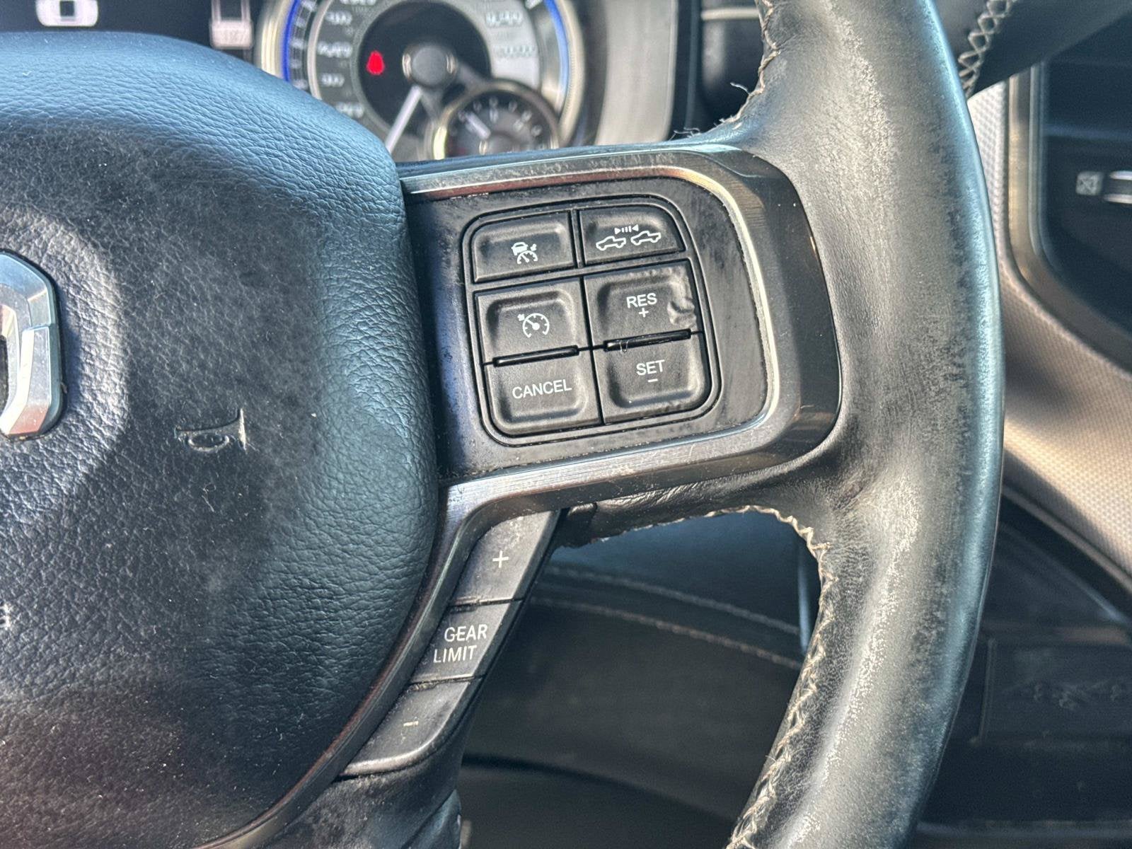 2019 RAM 2500 Limited Crew Cab 4x4 6'4' Box