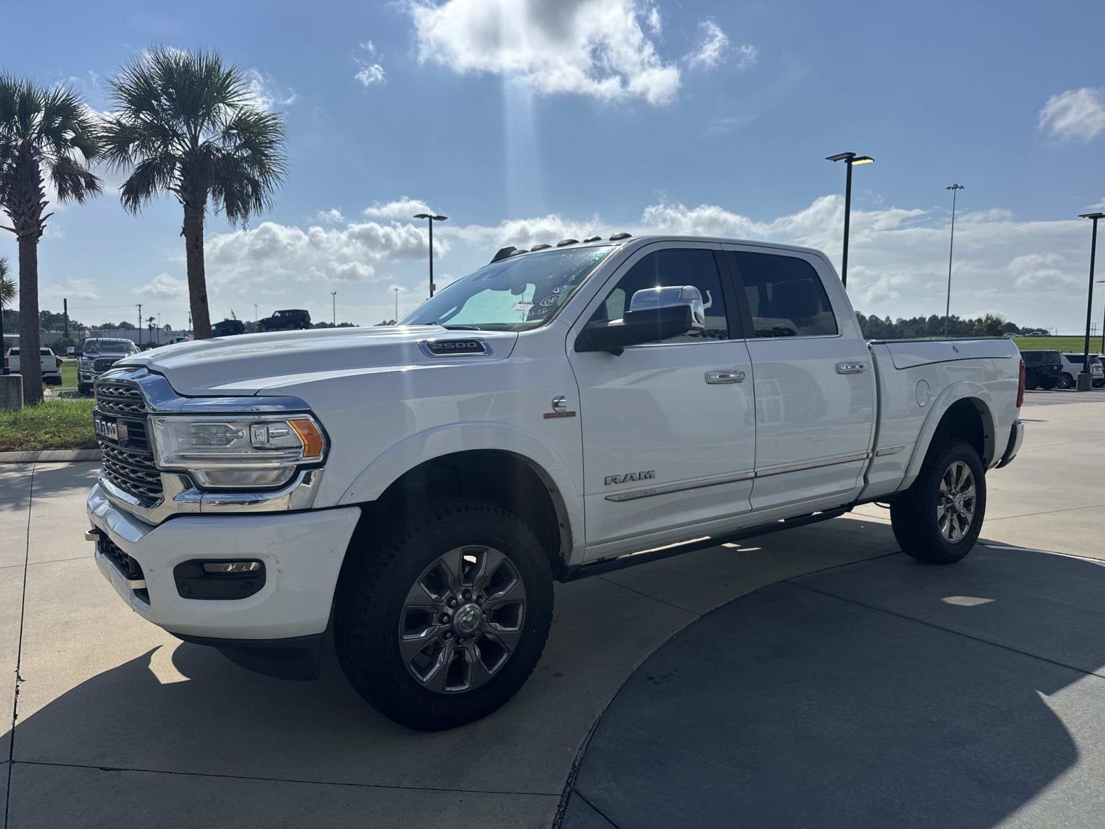 2019 RAM 2500 Limited Crew Cab 4x4 6'4' Box