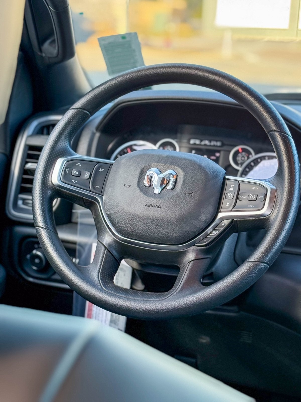 2026 RAM Ram 5500 Chassis Cab RAM 5500 TRADESMAN CHASSIS CREW CAB 4X4 84' CA