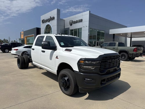 2026 RAM Ram 3500 Chassis Cab RAM 3500 TRADESMAN CREW CAB CHASSIS 4X4 60' CA