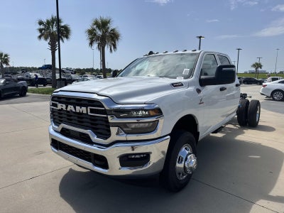 2026 RAM 3500 Chassis RAM 3500 TRADESMAN CREW CAB CHASSIS 4X4 60' CA