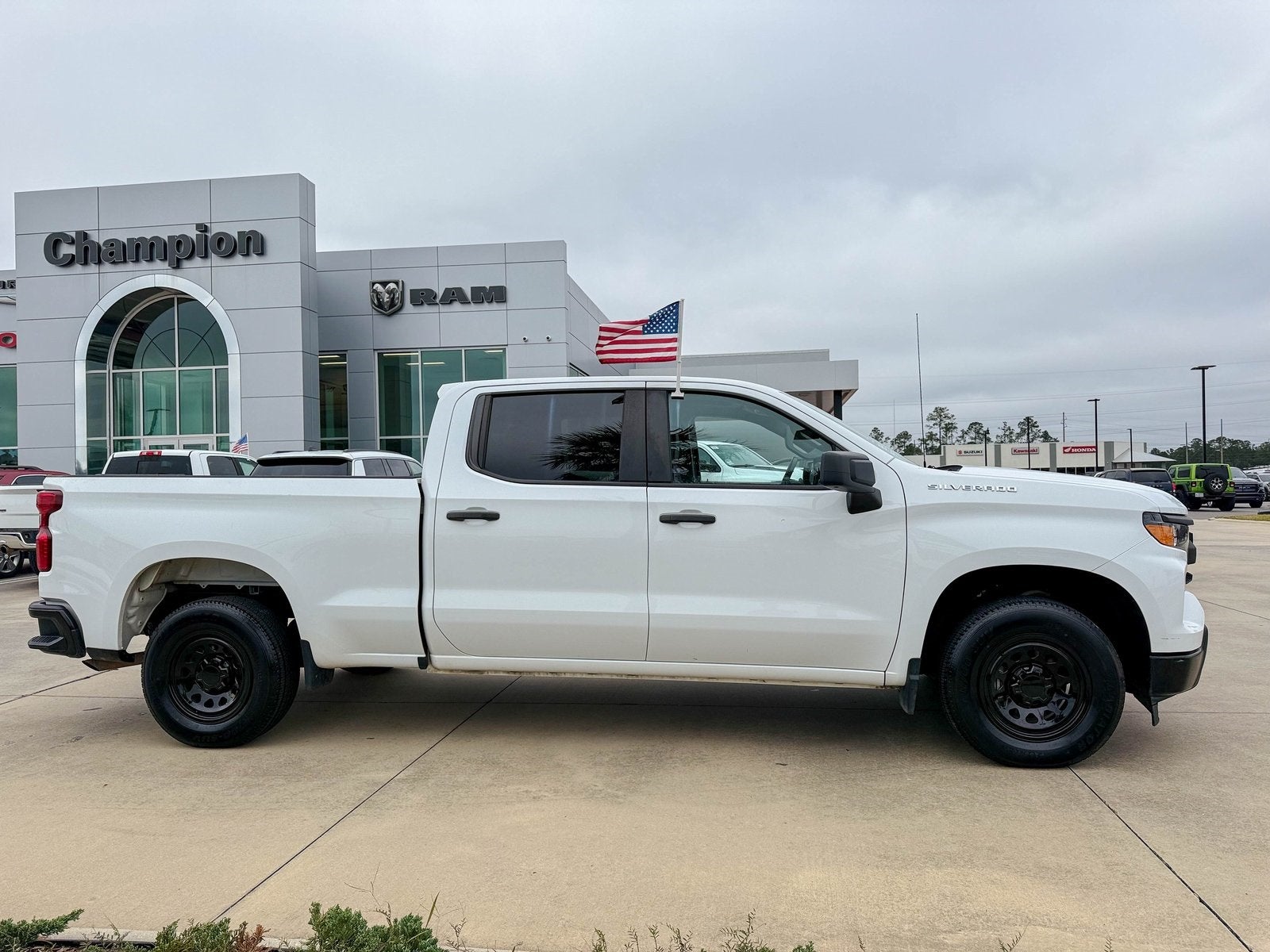 2023 Chevrolet Silverado 1500 2WD Crew Cab Standard Bed WT