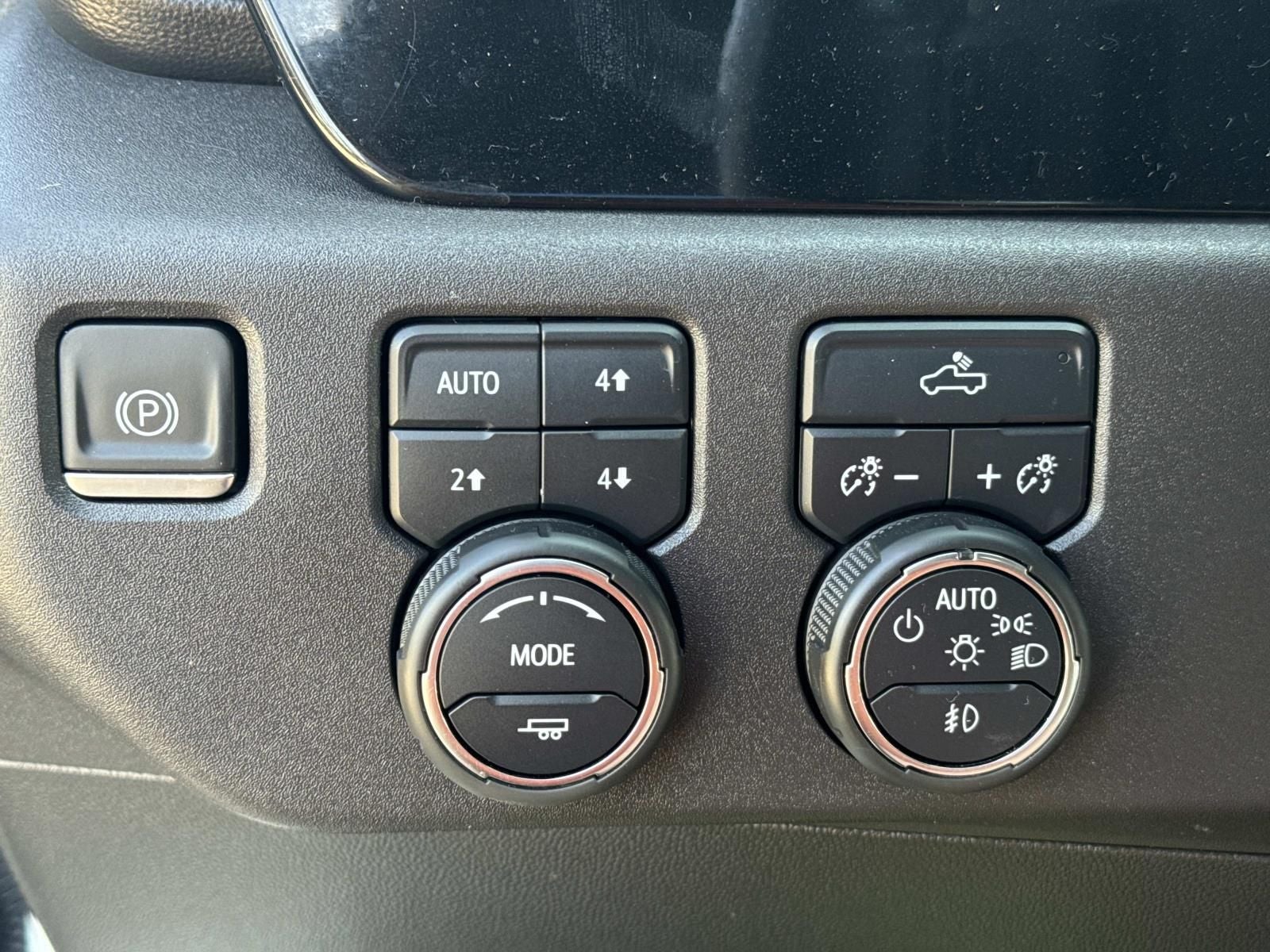 2024 Chevrolet Silverado 1500 4WD Crew Cab Short Bed LT Trail Boss