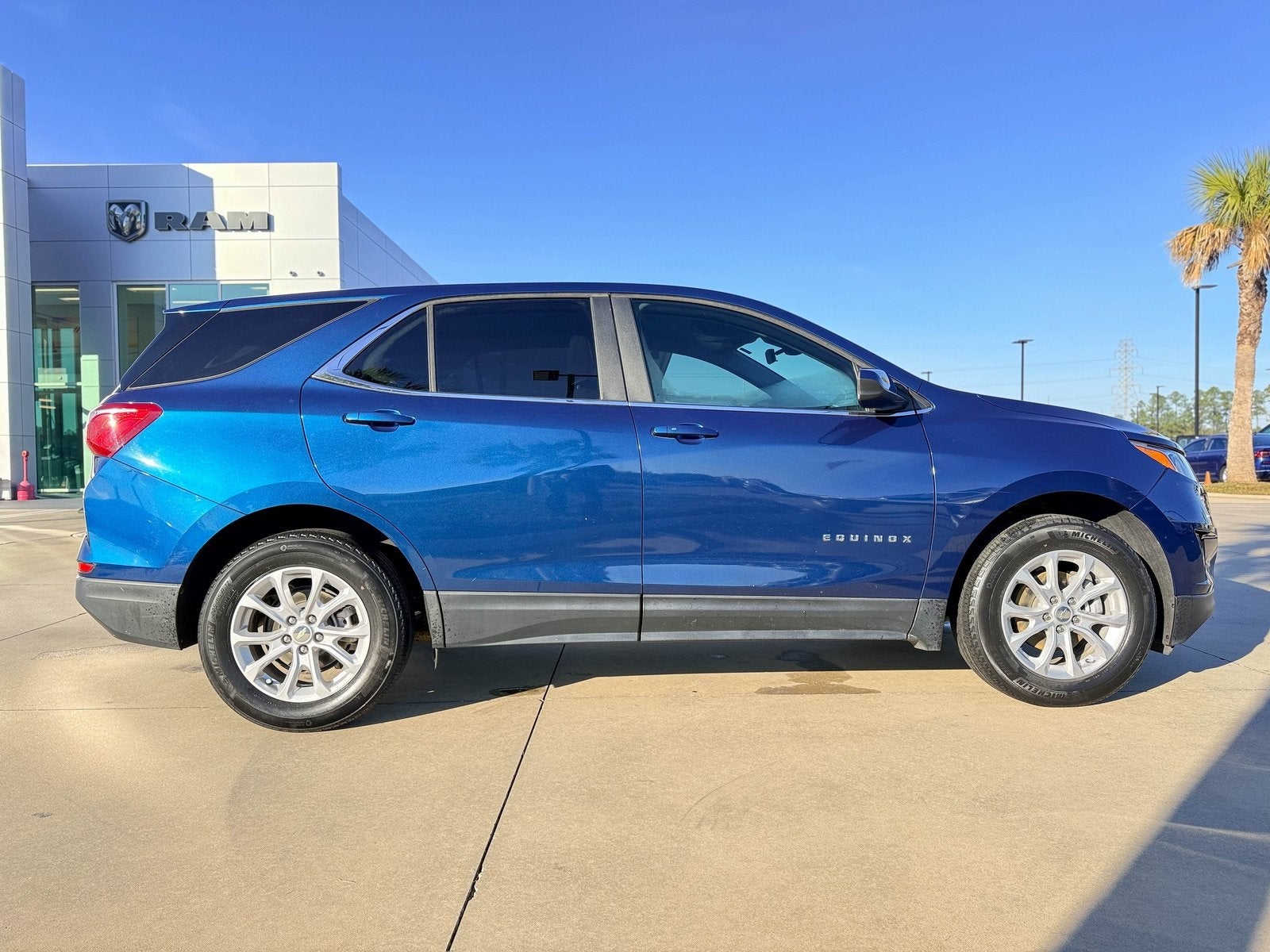 2021 Chevrolet Equinox FWD LT