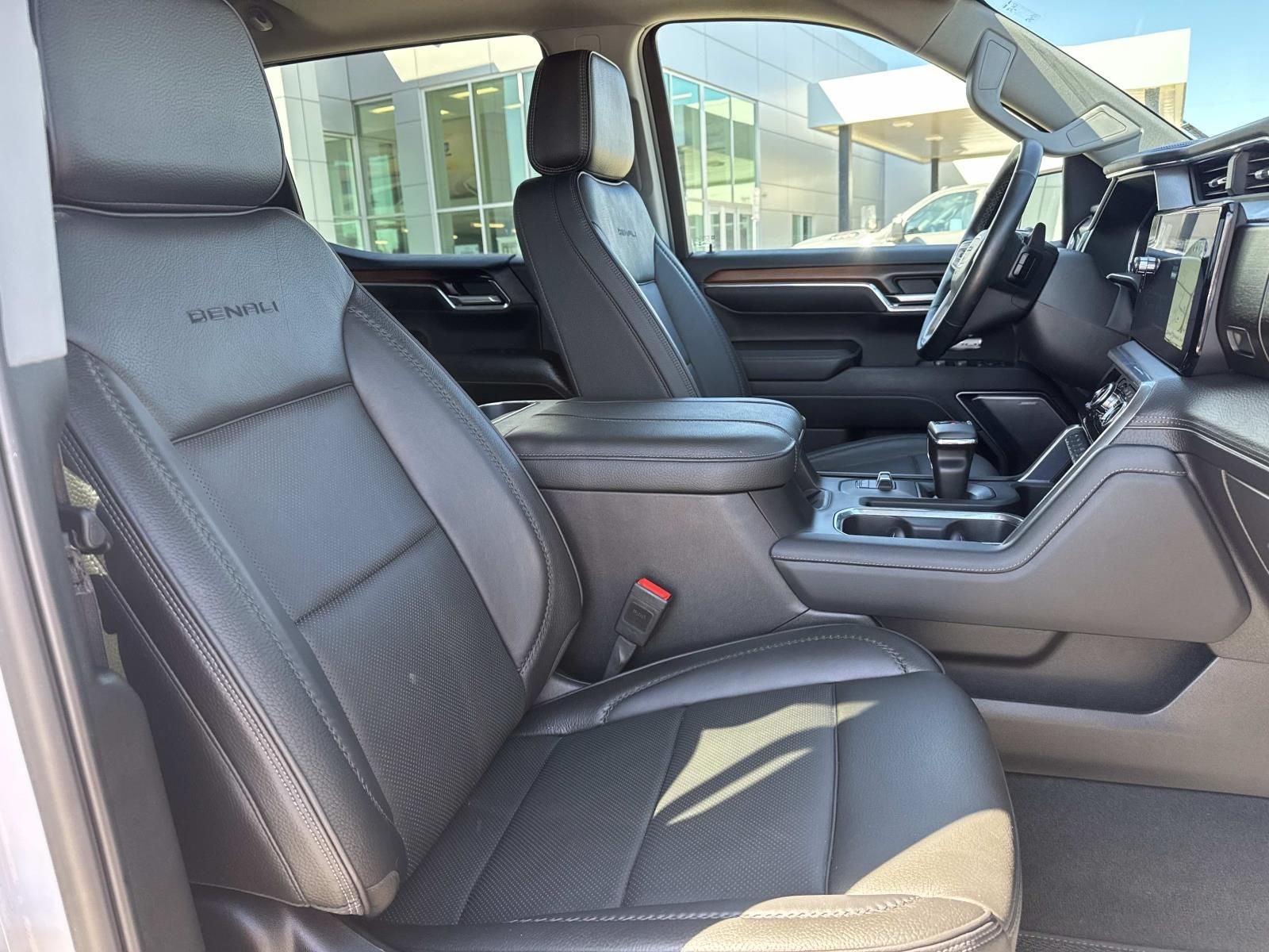 2024 GMC Sierra 1500 2WD Crew Cab Short Box Denali