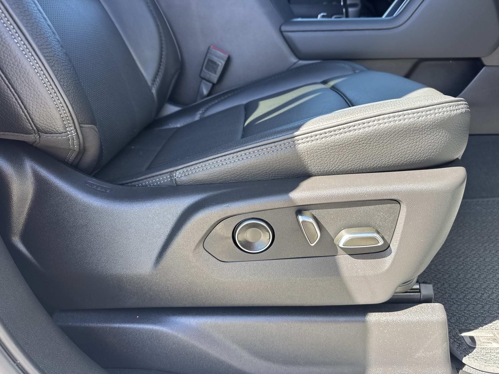 2024 GMC Sierra 1500 2WD Crew Cab Short Box Denali