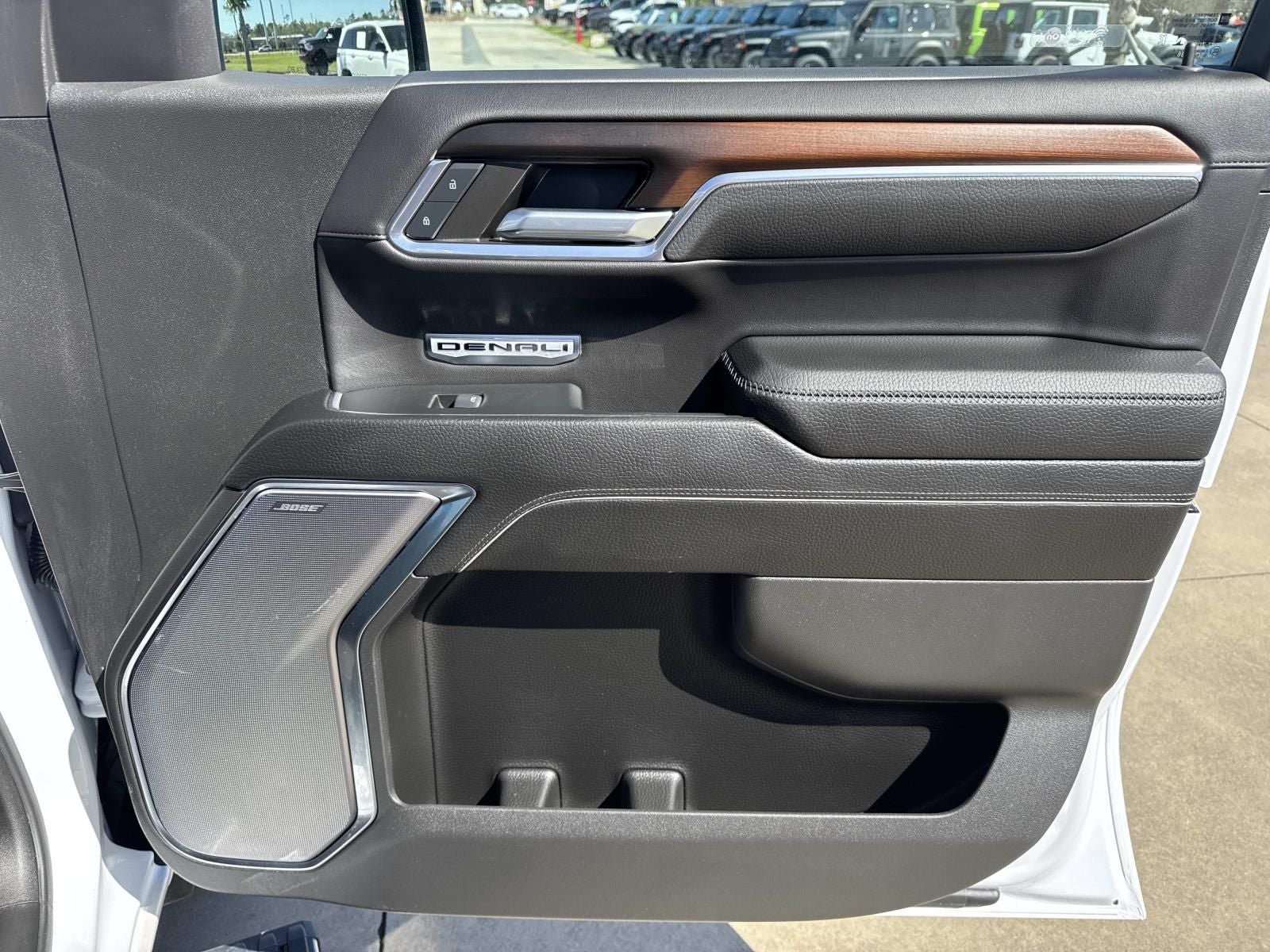 2024 GMC Sierra 1500 2WD Crew Cab Short Box Denali