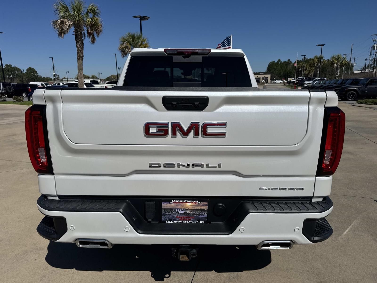 2024 GMC Sierra 1500 2WD Crew Cab Short Box Denali