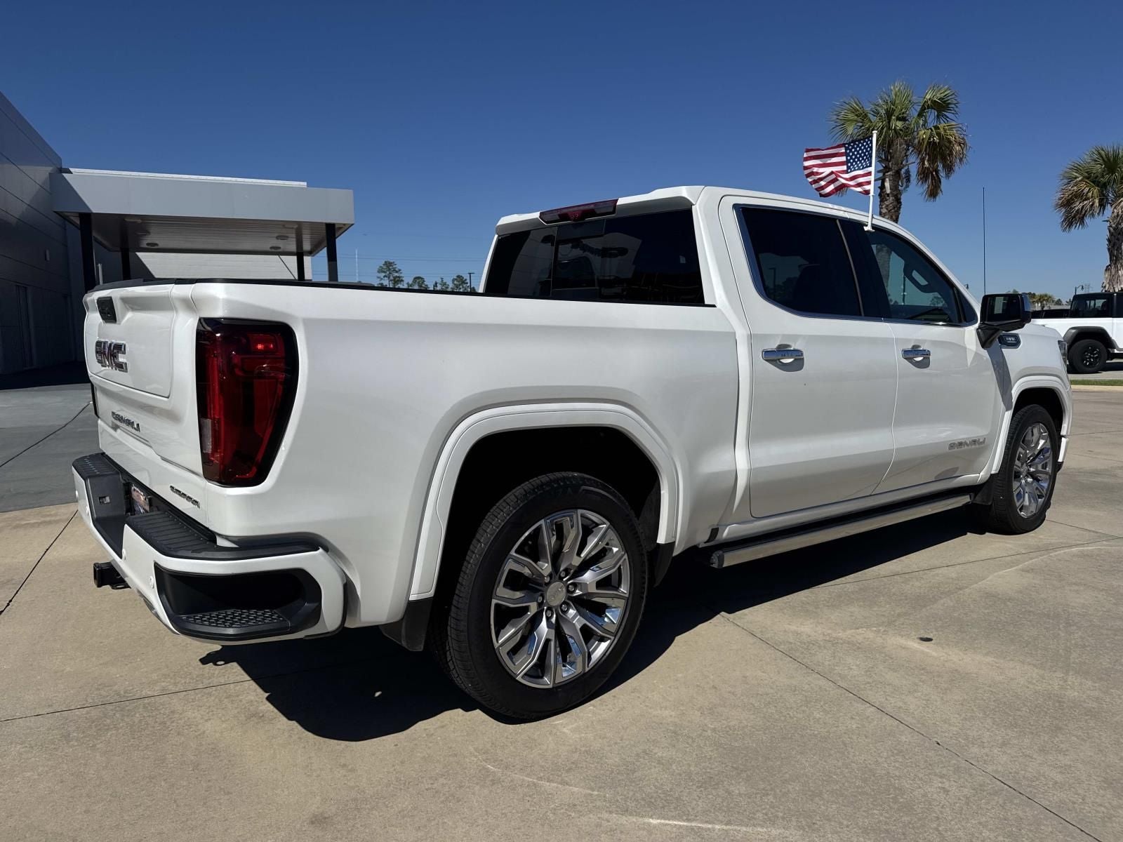 2024 GMC Sierra 1500 2WD Crew Cab Short Box Denali