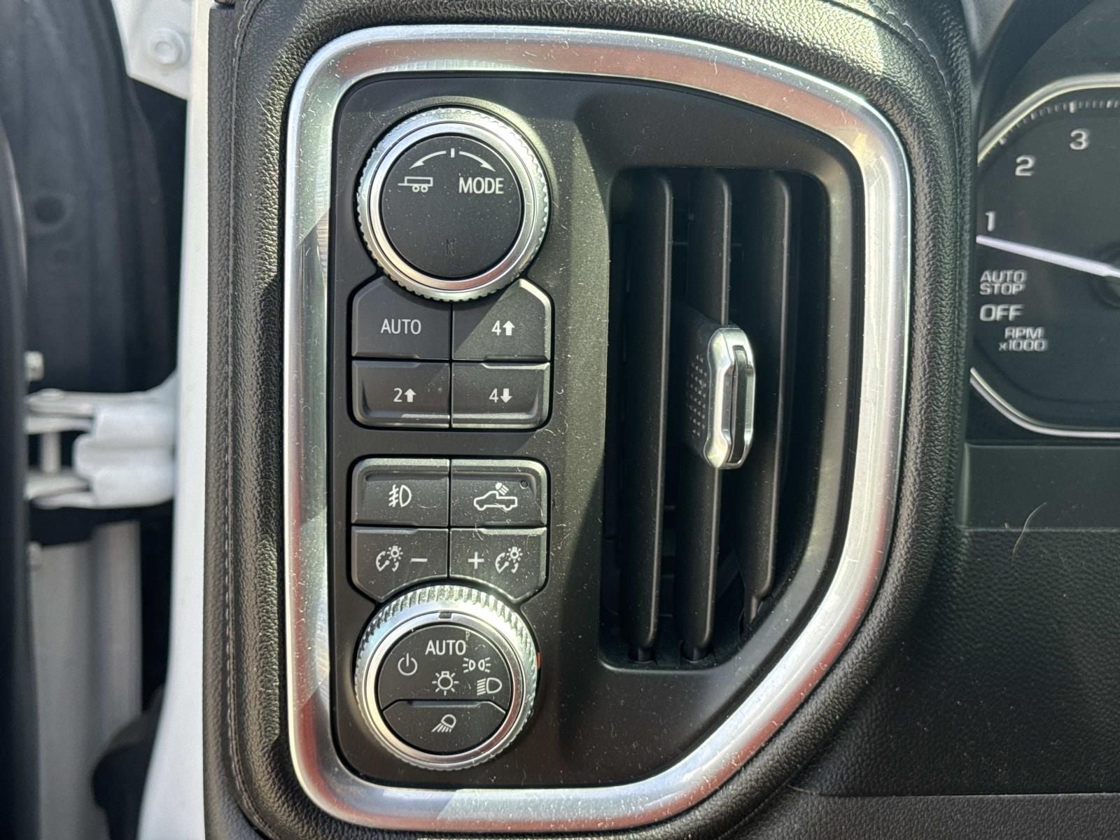 2021 GMC Sierra 1500 4WD Crew Cab Short Box SLT