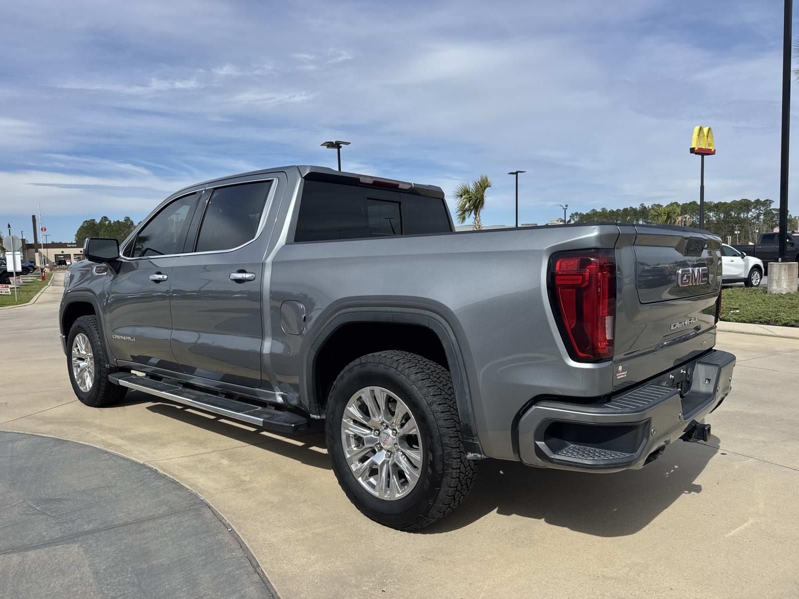 2020 GMC Sierra 1500 4WD Crew Cab Short Box Denali