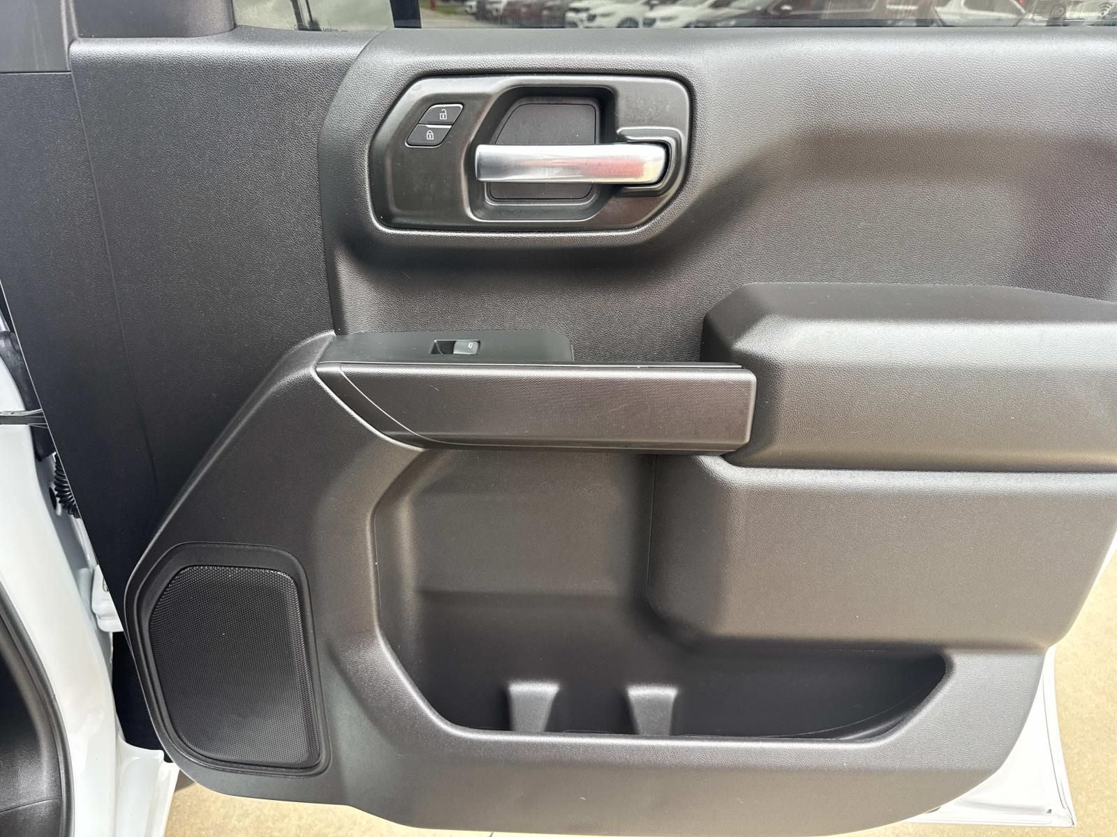 2024 GMC Sierra 1500 4WD Crew Cab Short Box Pro
