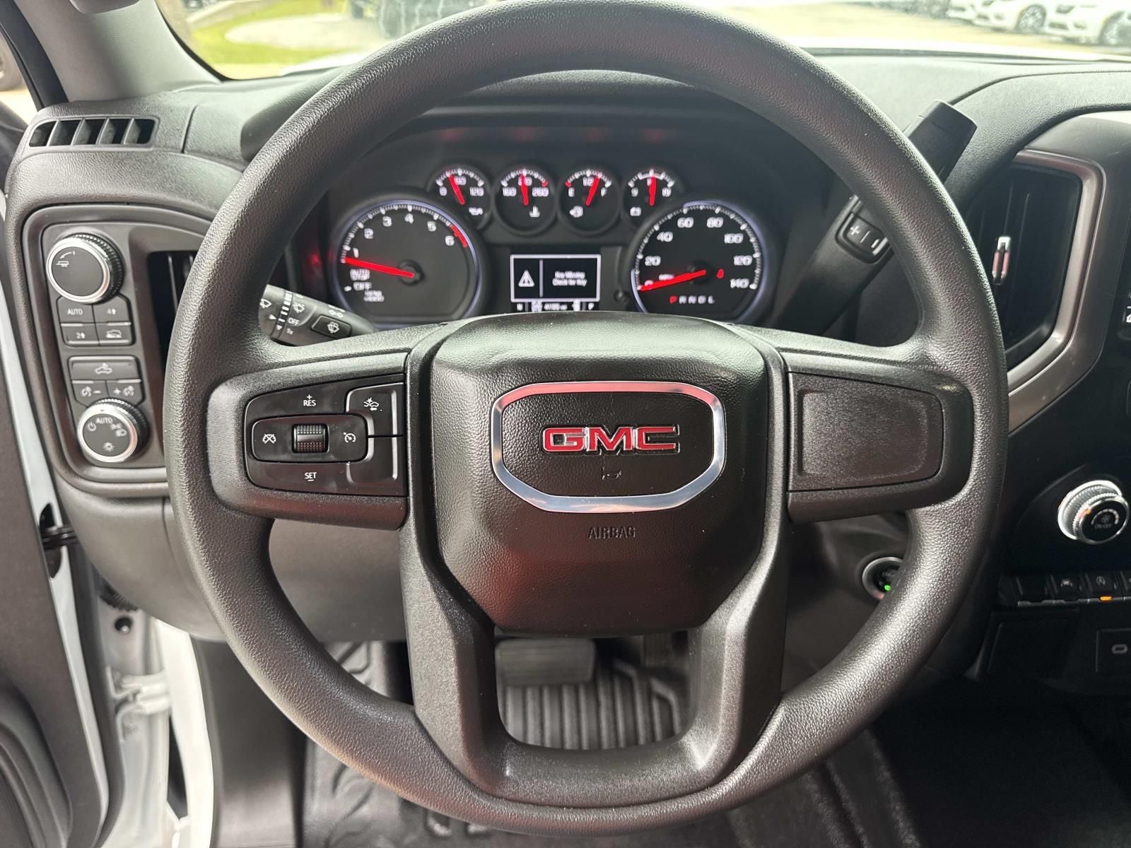 2024 GMC Sierra 1500 4WD Crew Cab Short Box Pro