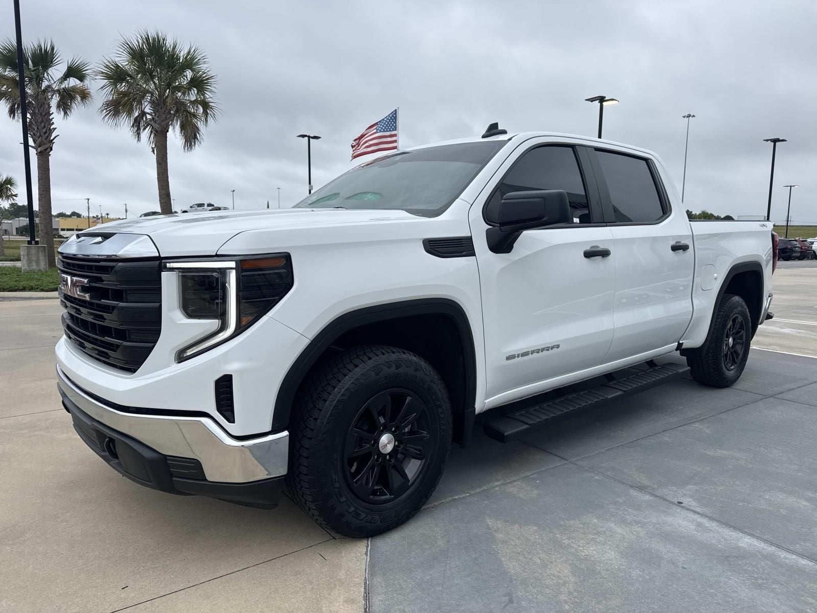 2024 GMC Sierra 1500 4WD Crew Cab Short Box Pro