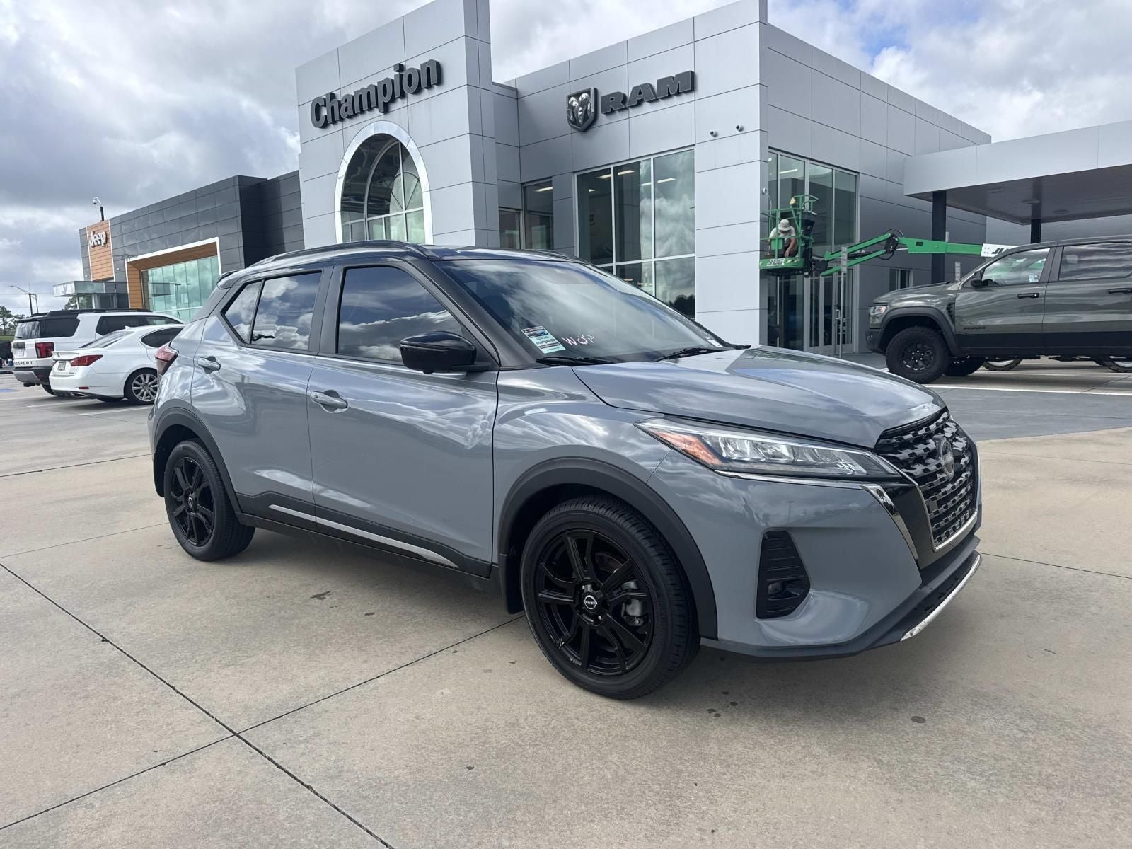 2024 Nissan Kicks SR Xtronic CVT