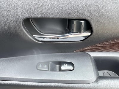 2024 Nissan Kicks SR Xtronic CVT
