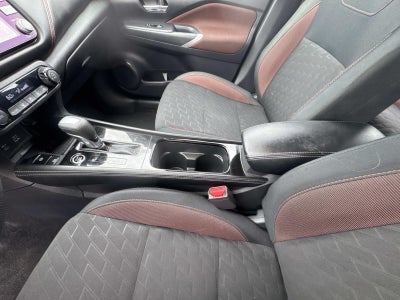 2024 Nissan Kicks SR Xtronic CVT