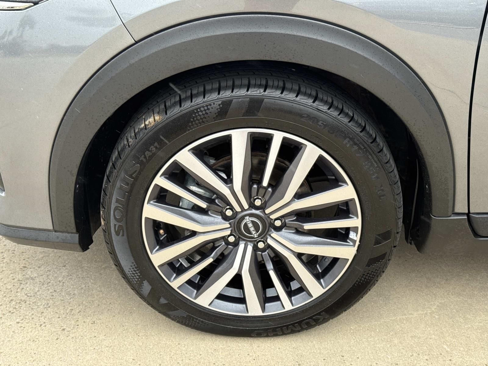 2024 Nissan Kicks SR Xtronic CVT