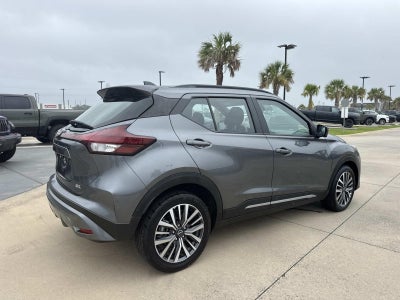 2024 Nissan Kicks SR Xtronic CVT