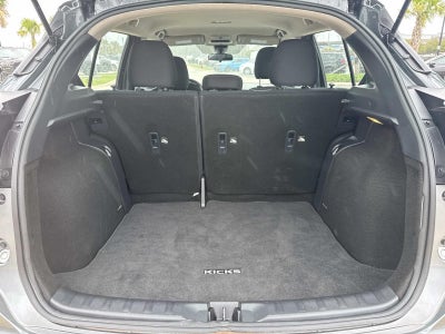 2024 Nissan Kicks SR Xtronic CVT
