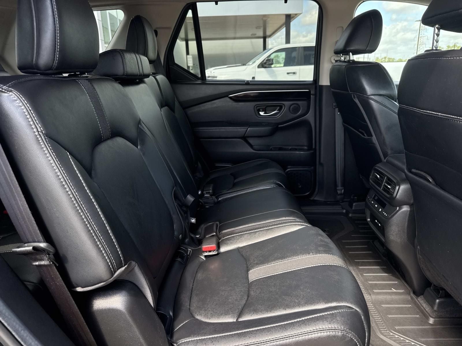 2025 Honda Pilot Base
