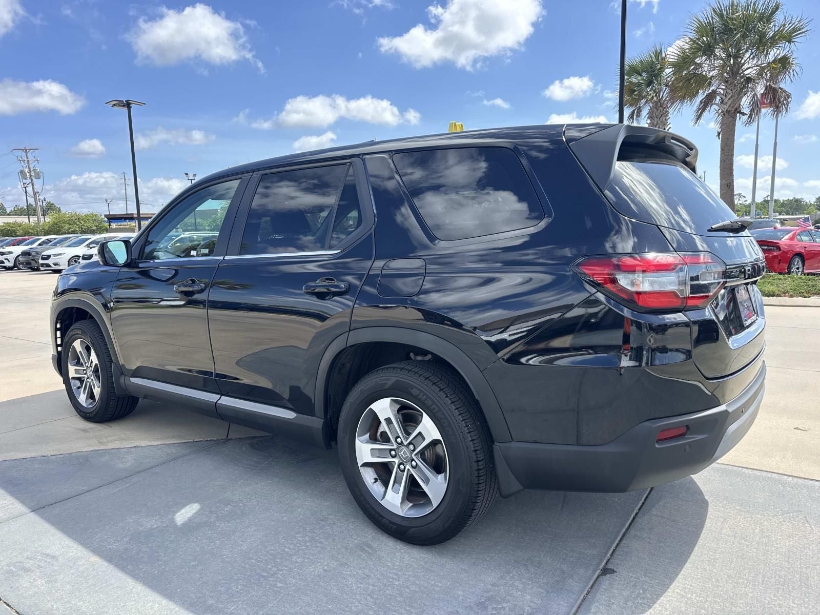 2025 Honda Pilot Base