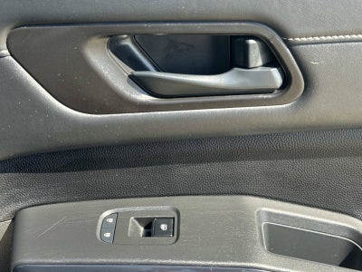 2025 Nissan Pathfinder SV FWD