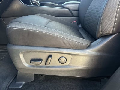 2025 Nissan Pathfinder SV FWD