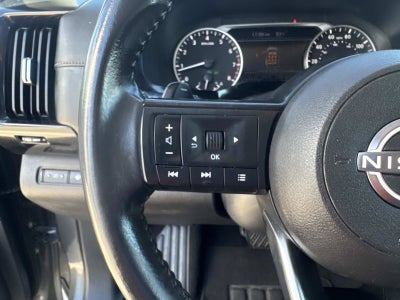 2025 Nissan Pathfinder SV FWD