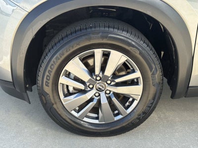 2025 Nissan Pathfinder SV FWD