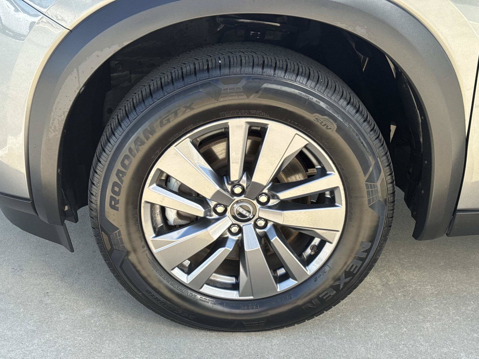2025 Nissan Pathfinder SV FWD