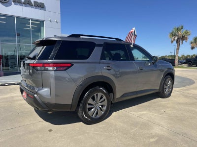 2025 Nissan Pathfinder SV FWD