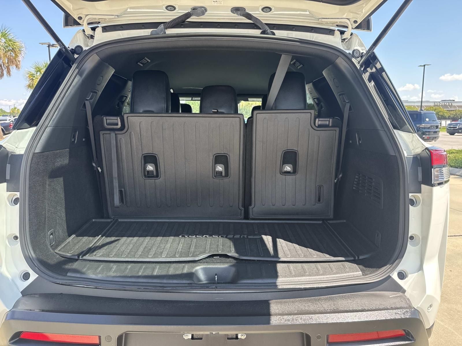 2024 Nissan Pathfinder Rock Creek 4WD